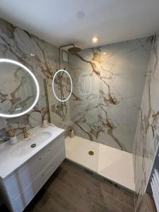 Appartements MarbleMood Spa : photos des chambres