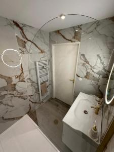 Appartements MarbleMood Spa : photos des chambres