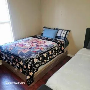 Divine Villa & Resorts Guest House - 283 Lehigh Ave - Millburn