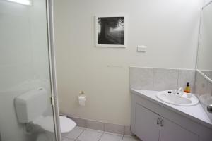 Ocean View 1 - Bring your own linen.