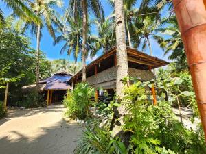 Big BamBoo Beach Resort Sipalay
