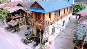 Hà Châu Homestay - Làng Sung