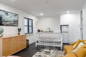 Parrots Nest - 2 Bedroom - Yandaran