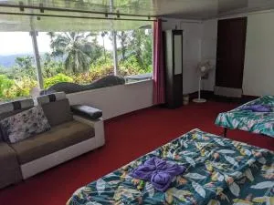 Kaffee Valley - Glass House - Panamaram