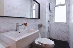 Cozy 1BR Suite at TriTower Steps to JB CIQ
