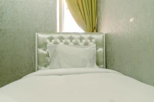 Minimalist and Comfort Living 2BR at Signature Park Grande Apartment By Travelio