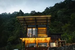 Refined cabin, panoramic views, steps from Jericó - Tarso