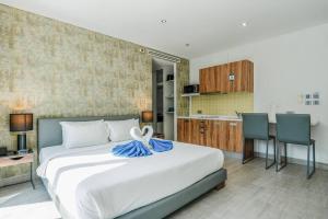 Minuets 2 Patong Beach Twin Sand Resort & Spa! C152