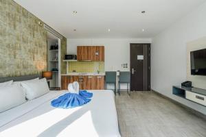 Minuets 2 Patong Beach Twin Sand Resort & Spa! C152