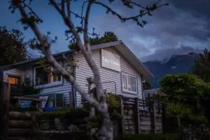 Ivorytowers Accommodation - 库克山村