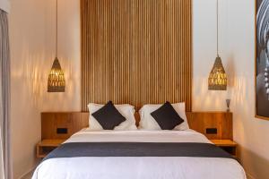 Villa Sukacita - Family Friendly 4BR Seminyak Eat Street 900m Walk To Beach