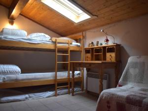 Chalet chaleureux avec poêle à bois et parking, proche du centre de Font-Romeu - FR-1-580-124