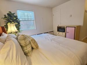 Hibernal33 - Private Room on Access Road