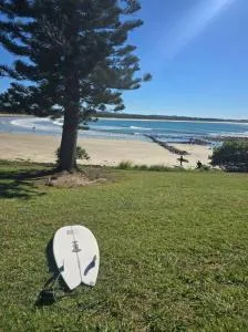 Twin Fins 2 Rental Units Entire Property Sleeps 8 - Wooli