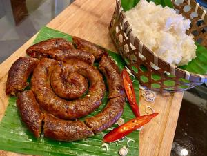 Ta Thai Cooking & Stay