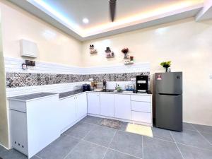 Mountain View 606
