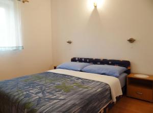 Bright Krk Apartment with Balcony and Beach Proximity