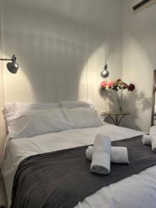 La Casa del Corral Triana collection apartment