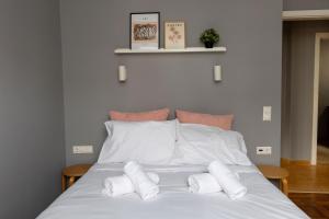 ERMES 2-BD Retreat with Acropolis view