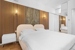 One Cotroceni - Luxurious Apartment with Balcony