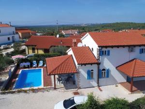 Villa in Vi njan with Private Pool and Garden