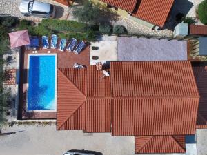 Villa in Vi njan with Private Pool and Garden
