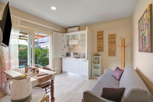 Priscilla House- Happy Rentals