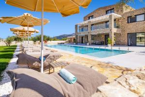 Villa Elaiodendro by Villa Plus