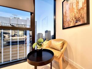 Beautiful 2B1B CBD Melbourne apartment