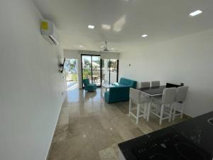 Mahaguay - Bello dto frente al mar