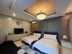 Highland Villas Royale Corp
