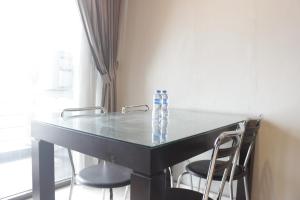 Deluxe 2BR at Dago Boutique Apartment By Travelio