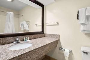 Queen Room with Two Queen Beds - Non-Smoking room in Quality Inn & Suites Lafayette