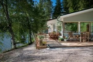 Lakeside Villa next to Nuuksio National Park, in addition Hot Tub and Breakfast - Ojakkala