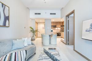 Elegantly Furnished Missoni Home with Canal Views