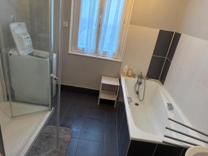 Appartements Magnifique F4 pour 11 personnes a moulins : photos des chambres