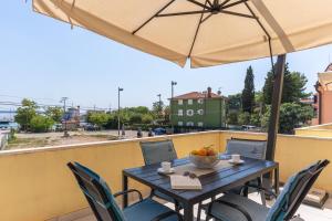 One-Bedroom Apartment with Balcony or Terrace room in Apartments Dolac