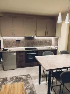 Ghini Venes 2 Καλώς ήλθες - Pyrgetós