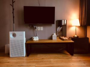 Backpackers In Yeosu