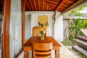 Villa Pipi - Serenity Semi Wooden Private Pool Villa in Ubud