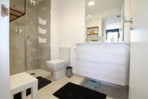 Two Bedroom Modern Apartment In Mar De Cristal
