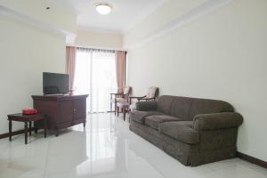 Comfy and Elegant 2BR at Sudirman Tower Condominium Apartment By Travelio