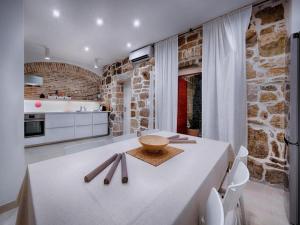 Stylish Holiday Home Vis Center