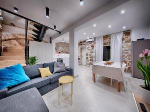 Stylish Holiday Home Vis Center