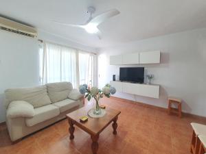 Frente a la playa con vistas y garaje, Núcleo Cristal