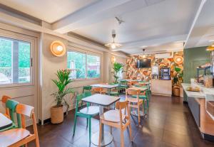 Hotels B&B HOTEL Mulhouse Dornach : photos des chambres