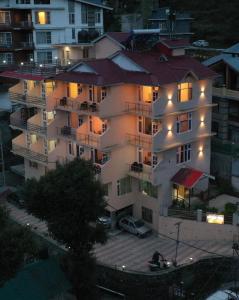 !!! Hotel Nirvana Hills !!! A Luxury Stay With Mountain View!!!Couple Friendly!!! Balcony Rooms!!!Open Terrace With 360 View!!!