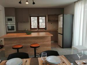 Holiday Home 5226-1 for 7 Pers in Vrgorac