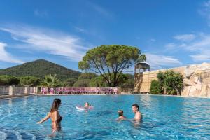 Campings Camping les Cigales : photos des chambres