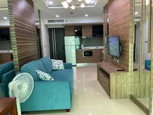 Dusit Grand Condo View